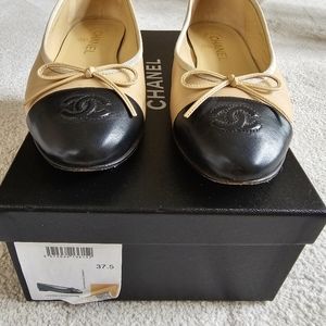 Chanel ballet flats in nude